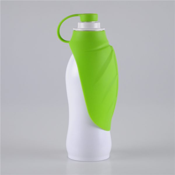 600ml-stainless-steel-pet-water-bottle-with-silicone-drinking-spout (1)